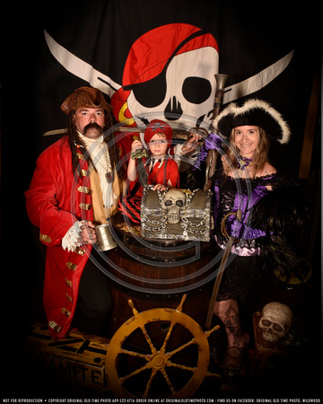 6.45pm Pirates
