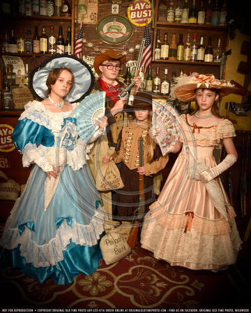 5.30p Belles&Bandits